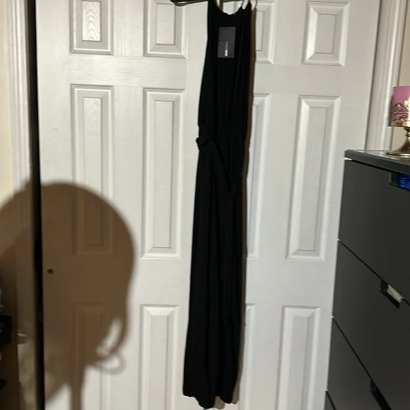 FashionNova Genie Open Thigh Jumpsuit - Picture 5 of 6